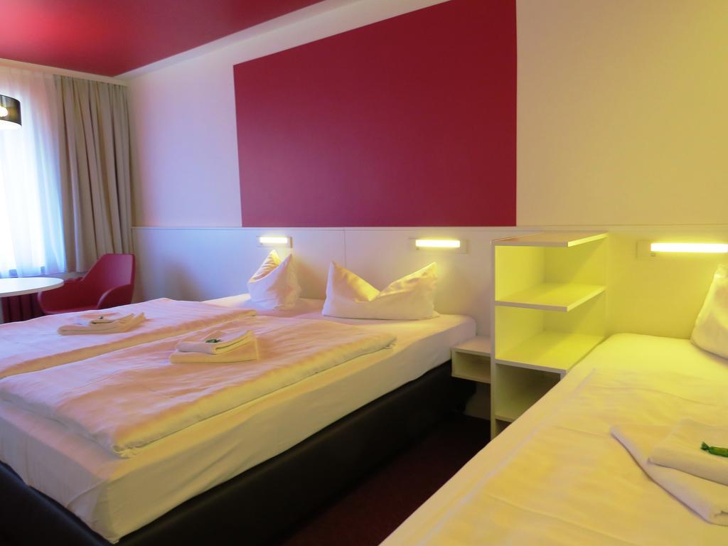 Ka&Ka Hotel Garni Warsow Δωμάτιο φωτογραφία