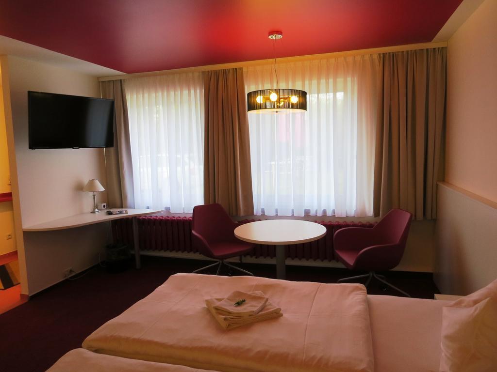 Ka&Ka Hotel Garni Warsow Δωμάτιο φωτογραφία